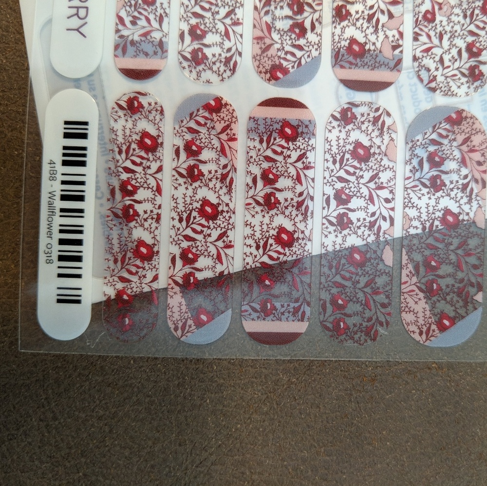 Jamberry nail wraps Wallflower